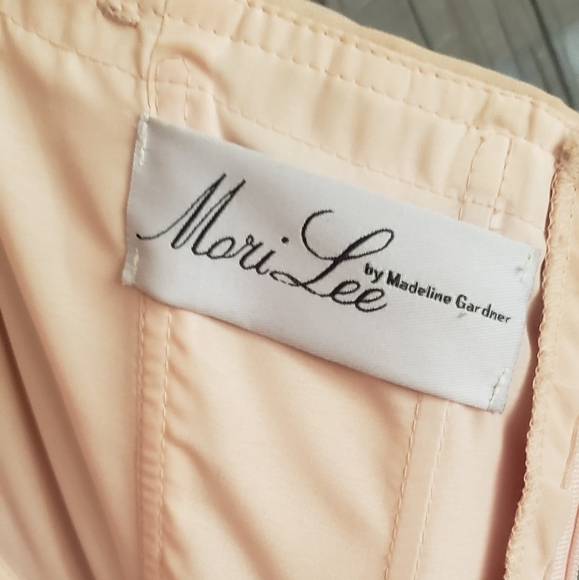 Beautiful chiffon strapless formal dress, NWOT - Picture 5 of 7